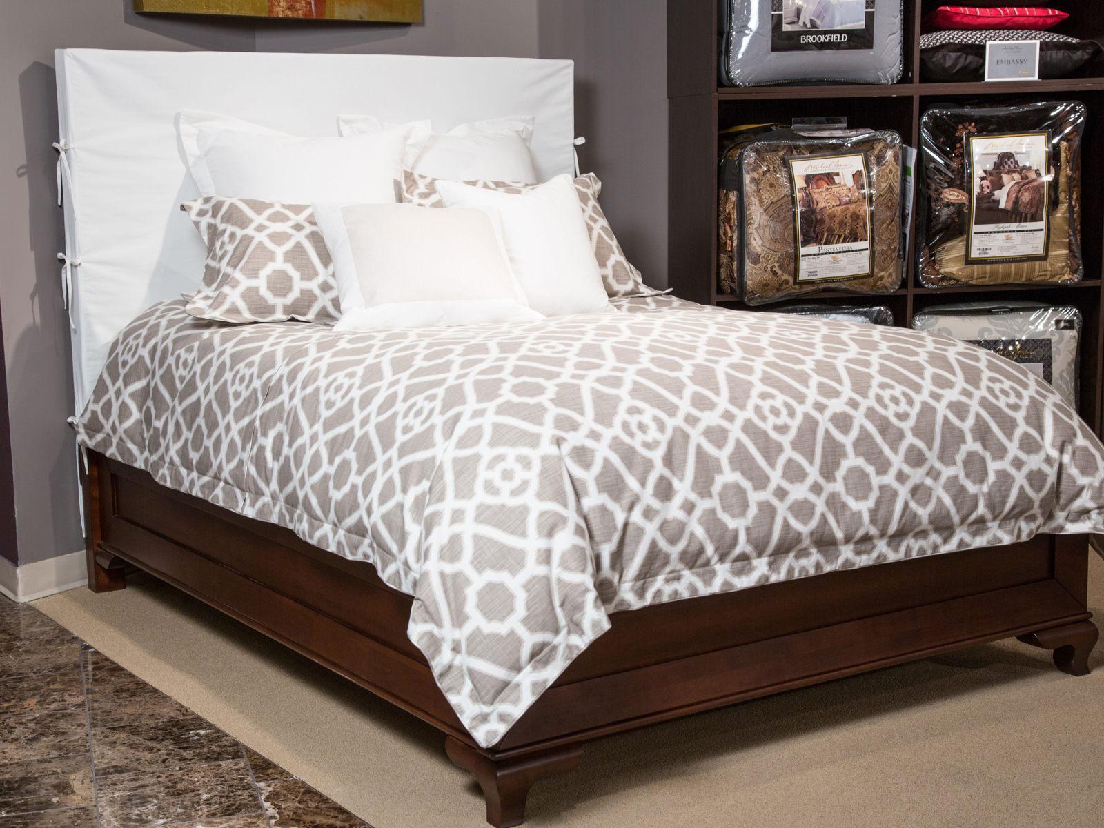 Harper 9-pc Queen Comforter Set in Natural - Luxury Home Furniture (MI)