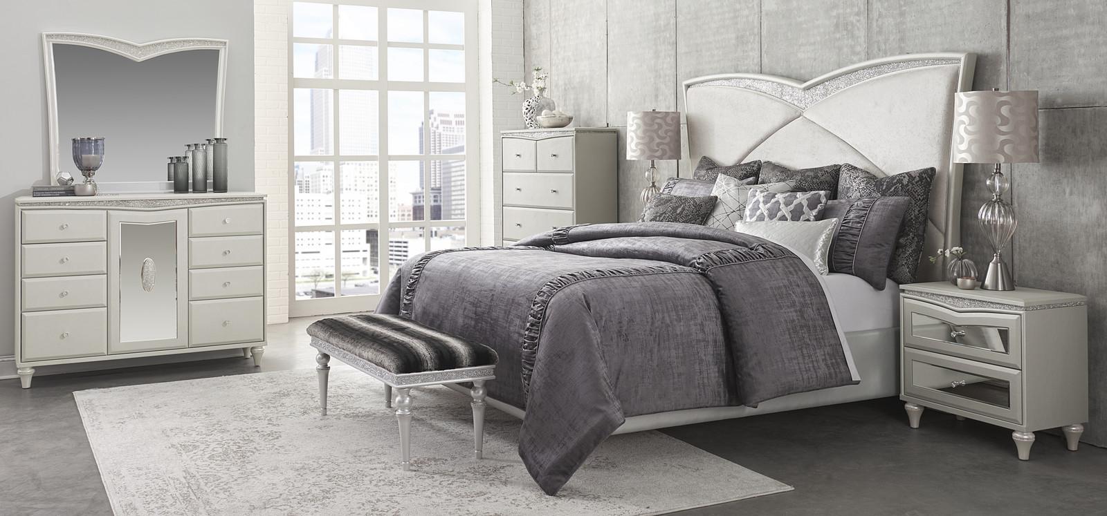Melrose Plaza Vanity Bench in Dove - Luxury Home Furniture (MI)
