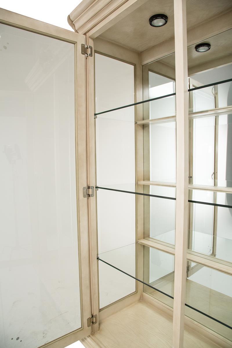 Platine de Royale Curio in Champagne 09505-201 - Luxury Home Furniture (MI)
