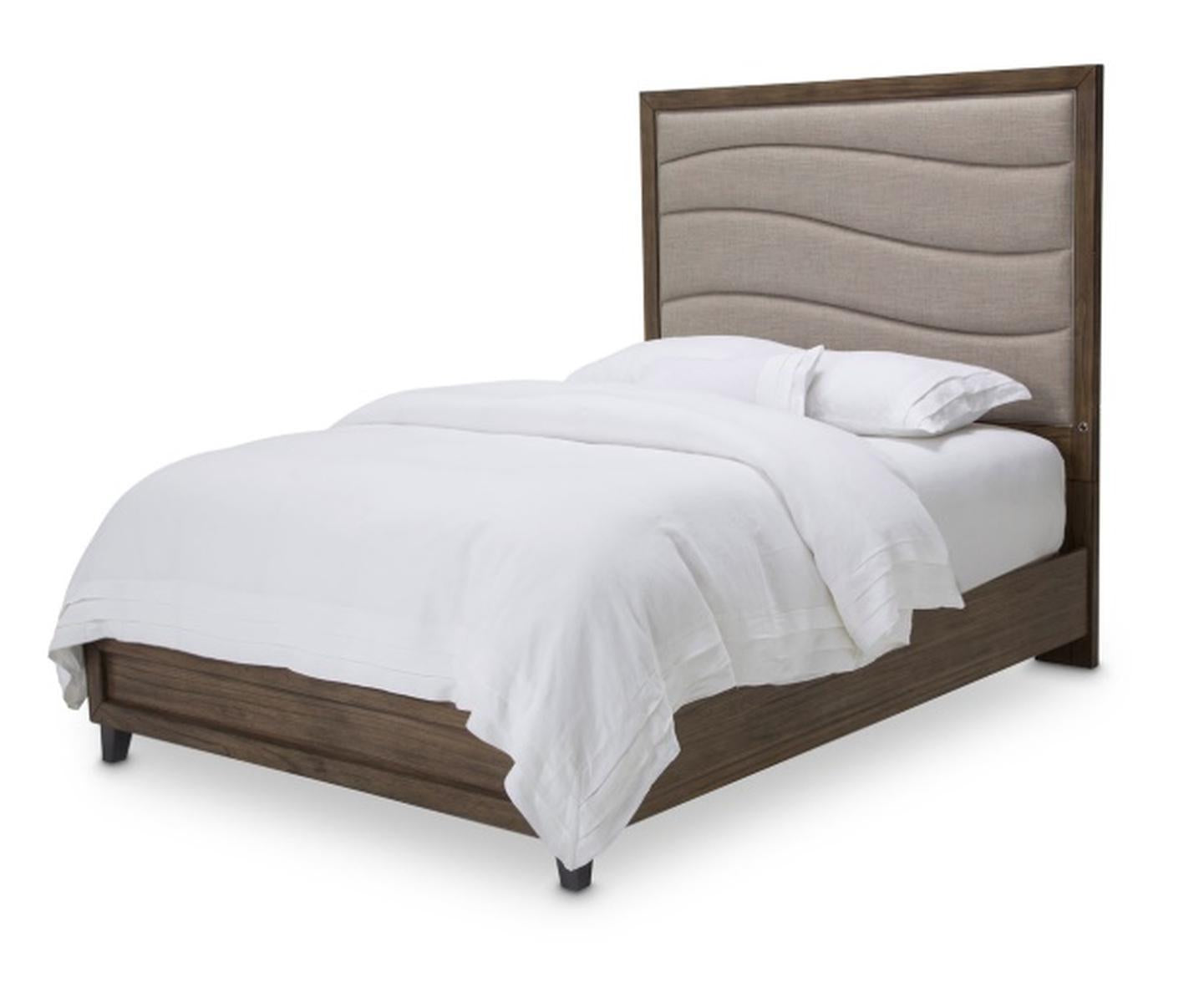 Del Mar Sound King Panel Bed with Fabric Insert in Boardwalk