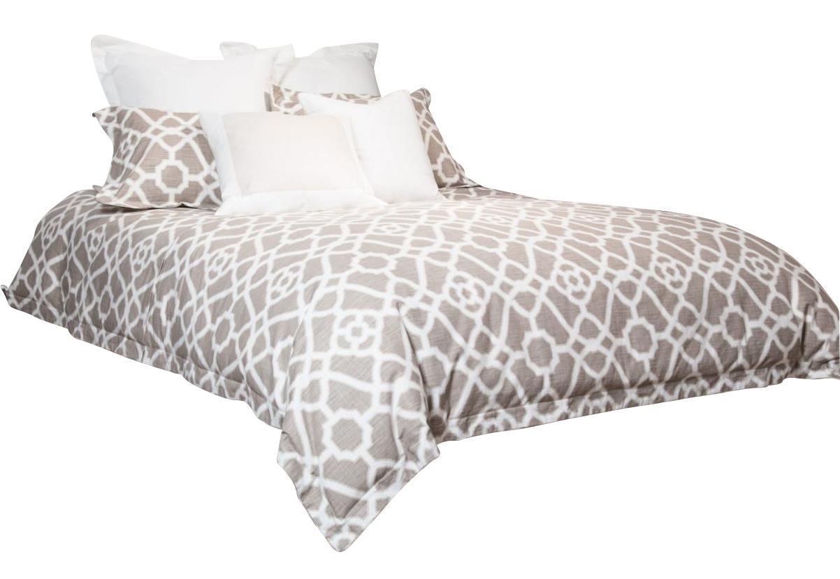 Harper 10-pc King Comforter Set in Natural - Luxury Home Furniture (MI)