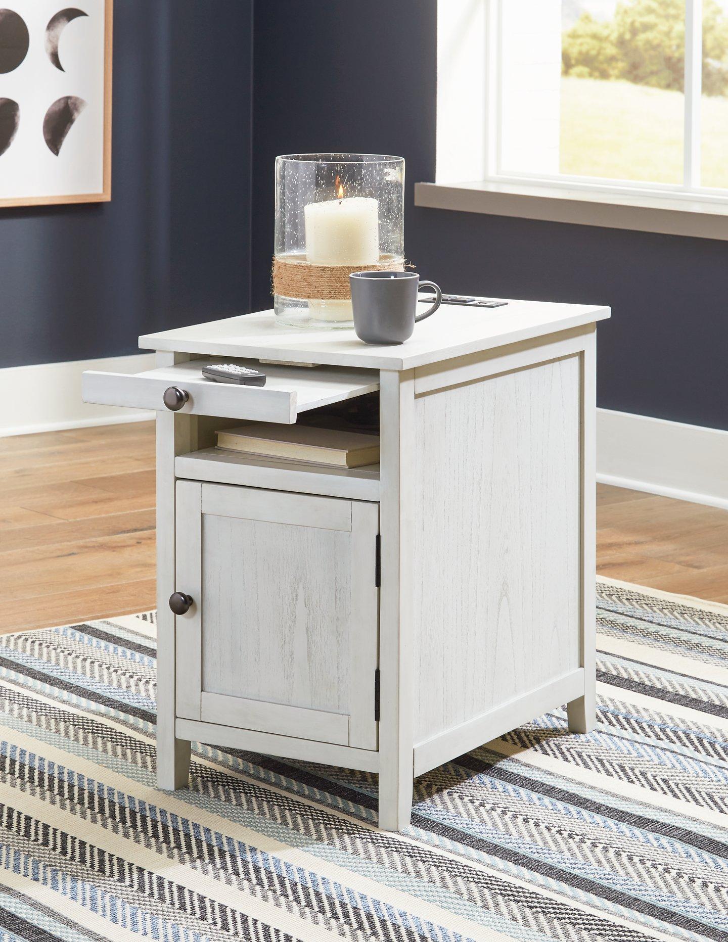 Treytown Chairside End Table - Luxury Home Furniture (MI)