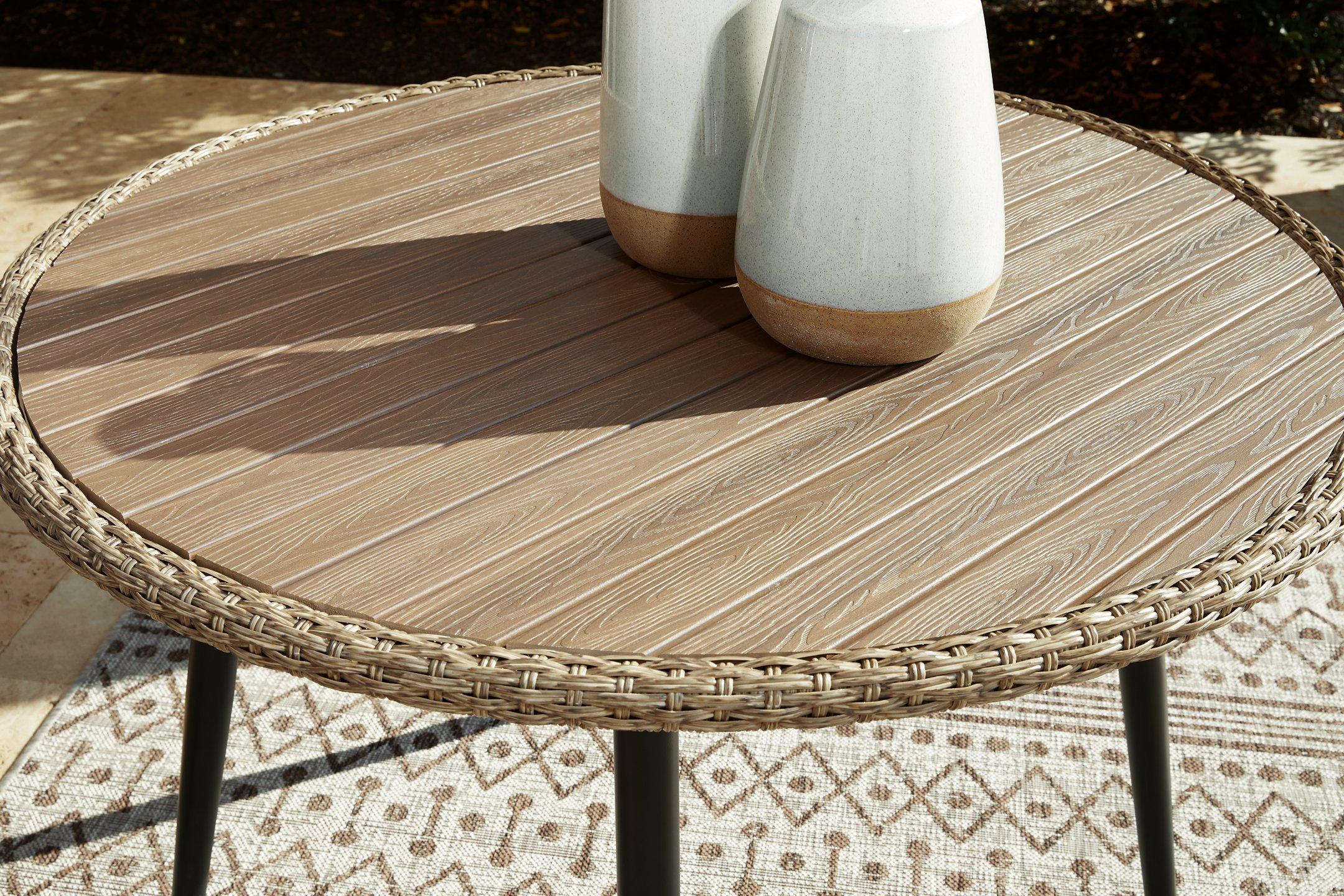 Amaris Outdoor Dining Set - Luxury Home Furniture (MI)