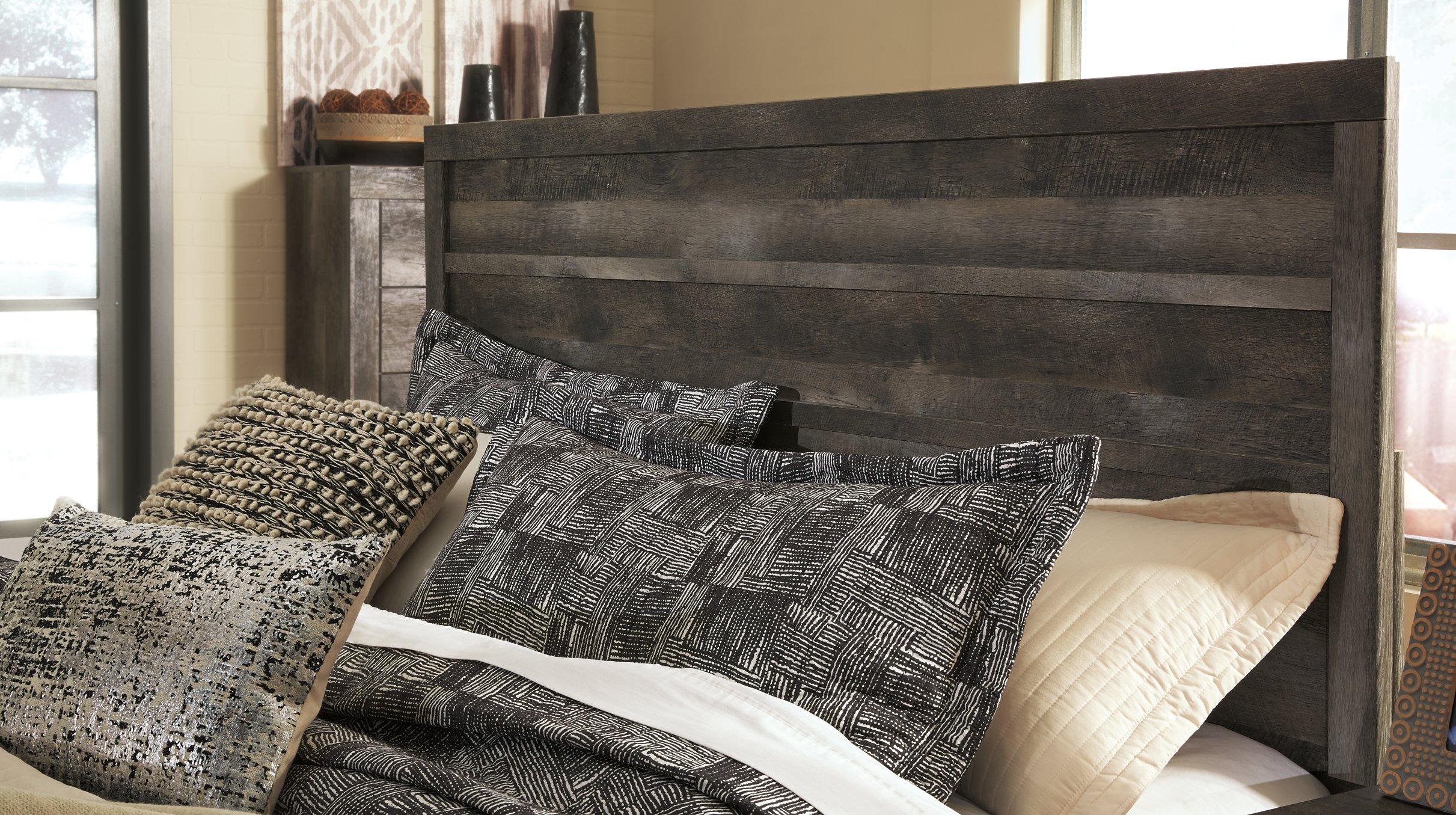 Wynnlow Bed - Luxury Home Furniture (MI)