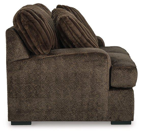 Aylesworth Upholstery Package - Luxury Home Furniture (MI)