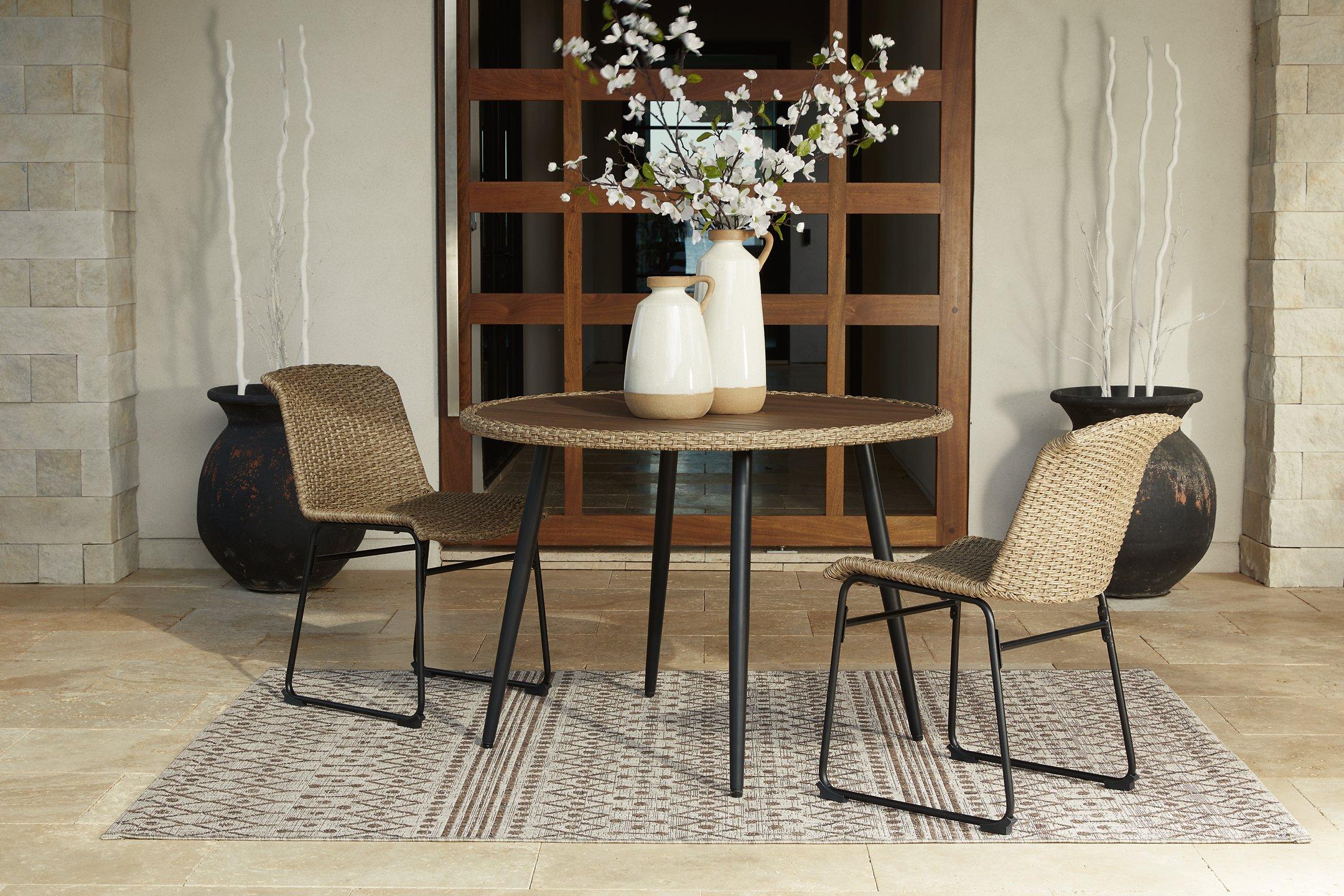 Amaris Outdoor Dining Set - Luxury Home Furniture (MI)