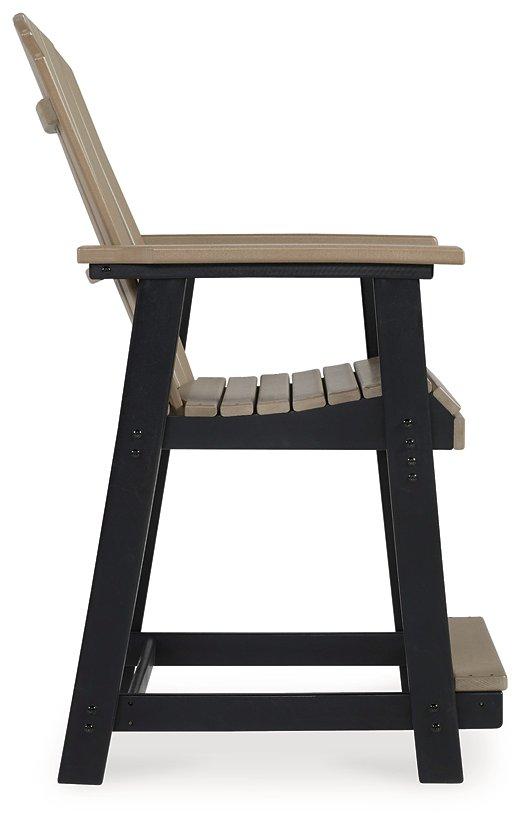 Fairen Trail Outdoor Counter Height Bar Stool (Set of 2) - Luxury Home Furniture (MI)
