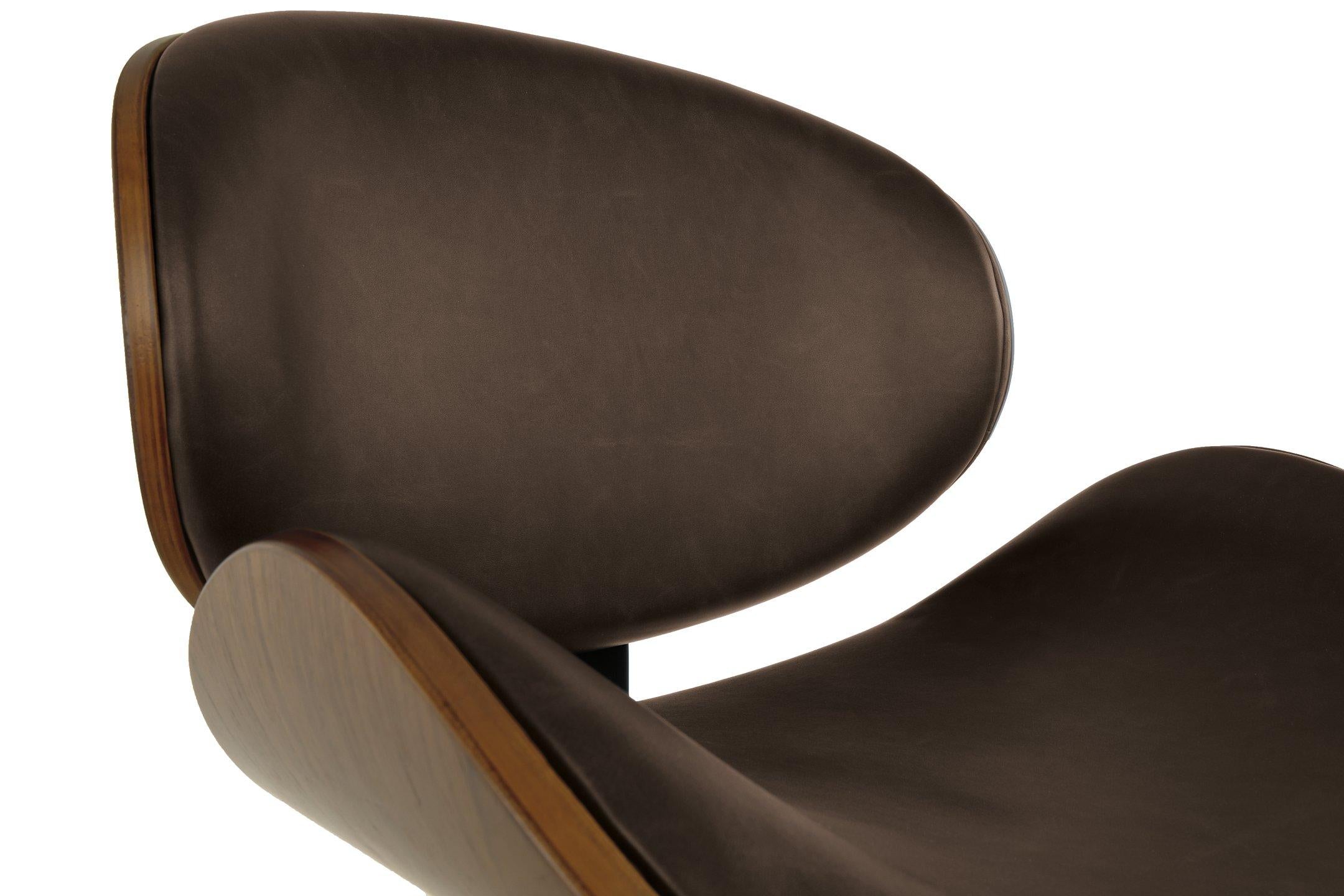 Bellatier Adjustable Height Bar Stool - Luxury Home Furniture (MI)