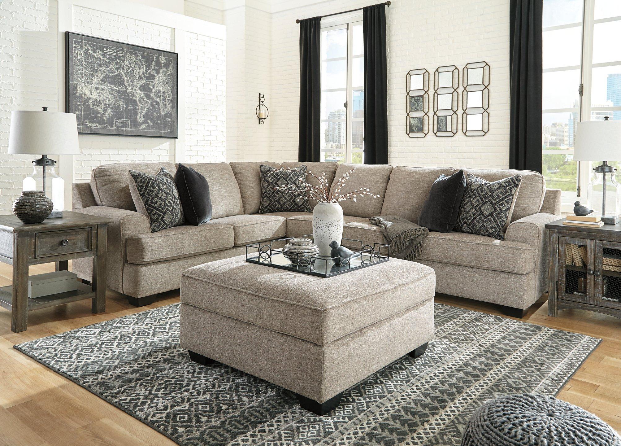 Bovarian Living Room Set - Luxury Home Furniture (MI)