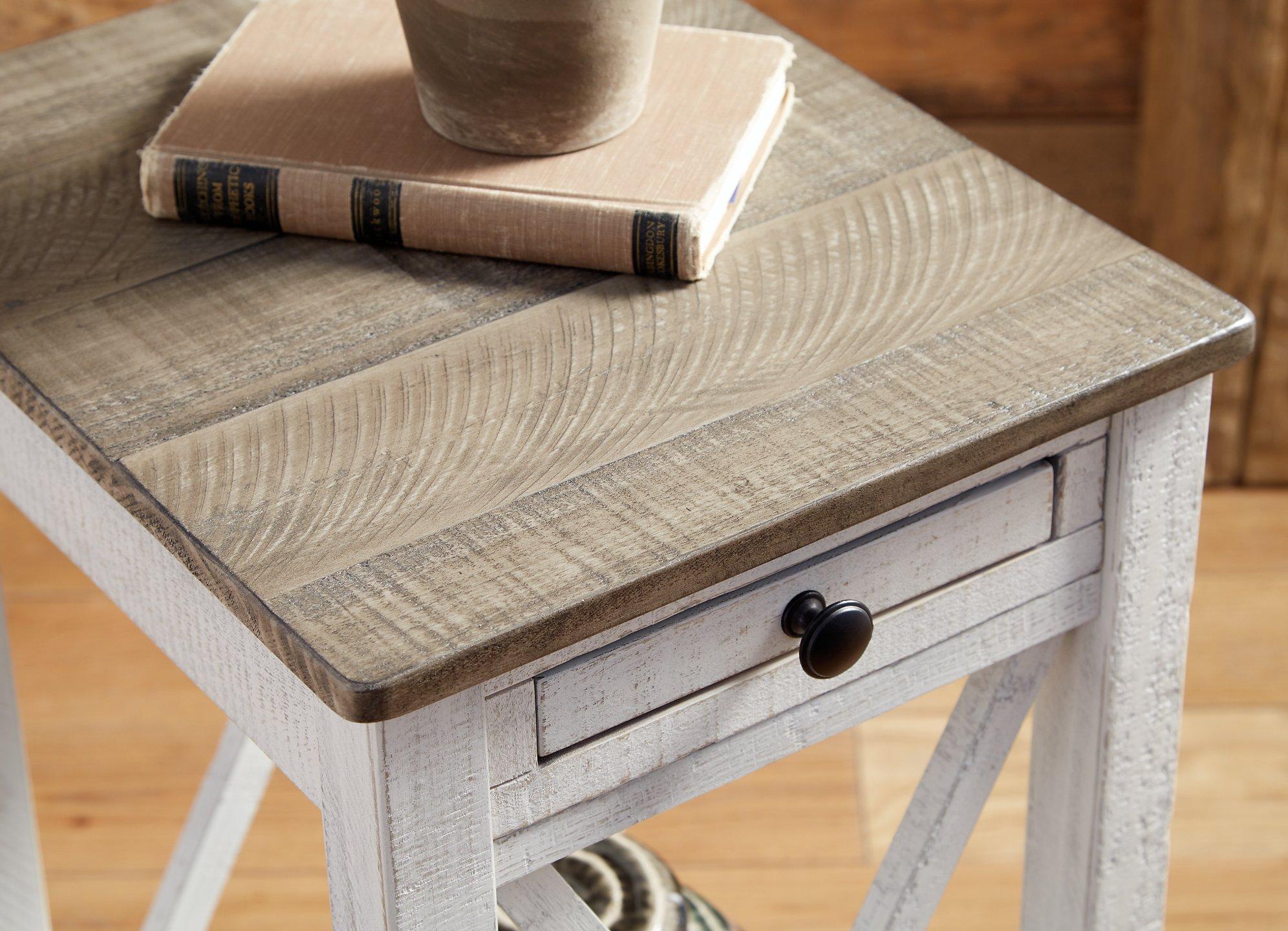 Adalane Accent Table - Luxury Home Furniture (MI)