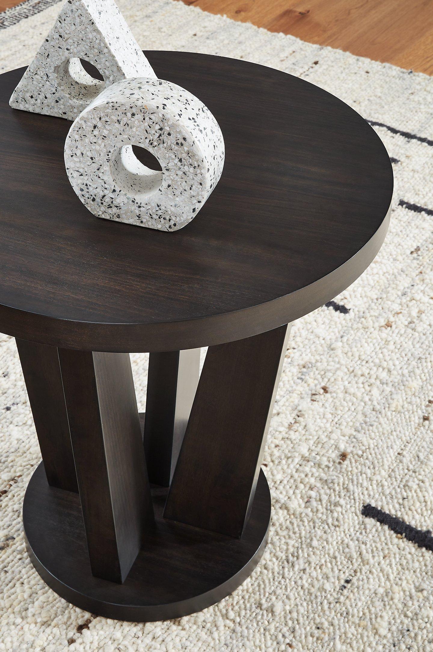 Chasinfield End Table - Luxury Home Furniture (MI)
