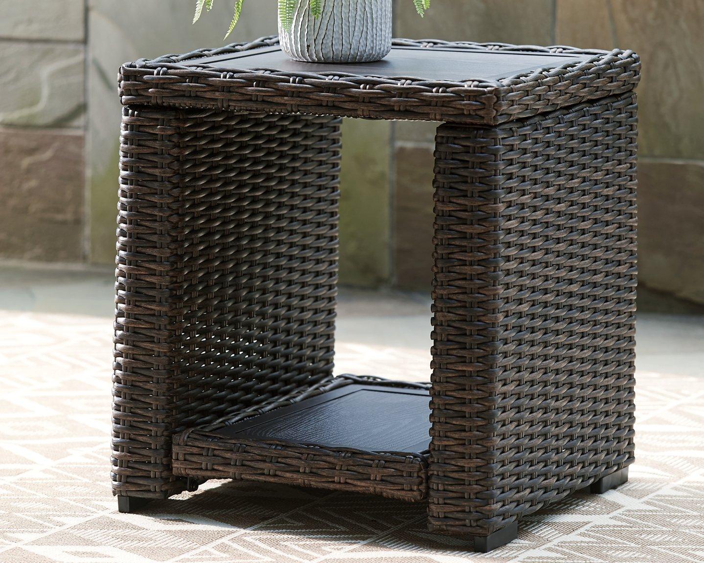 Grasson Lane End Table - Luxury Home Furniture (MI)