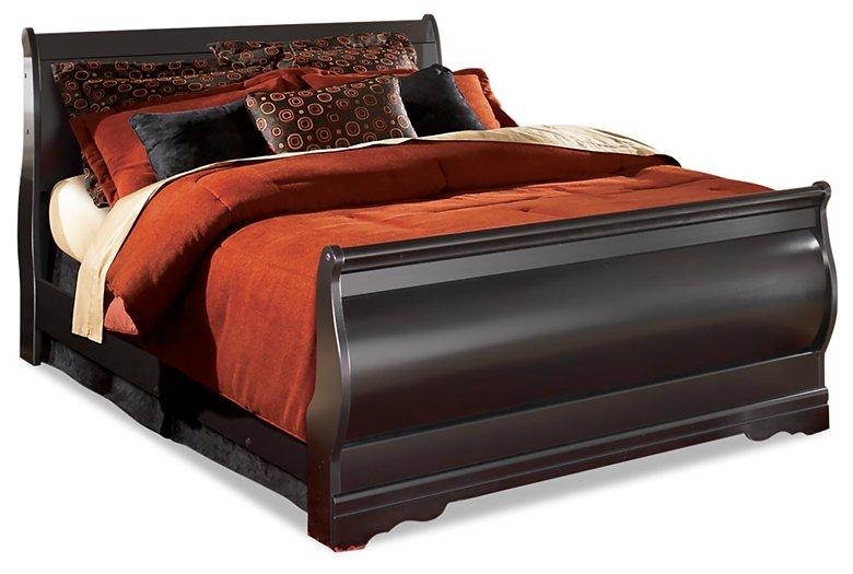 Huey Vineyard Bed - Luxury Home Furniture (MI)