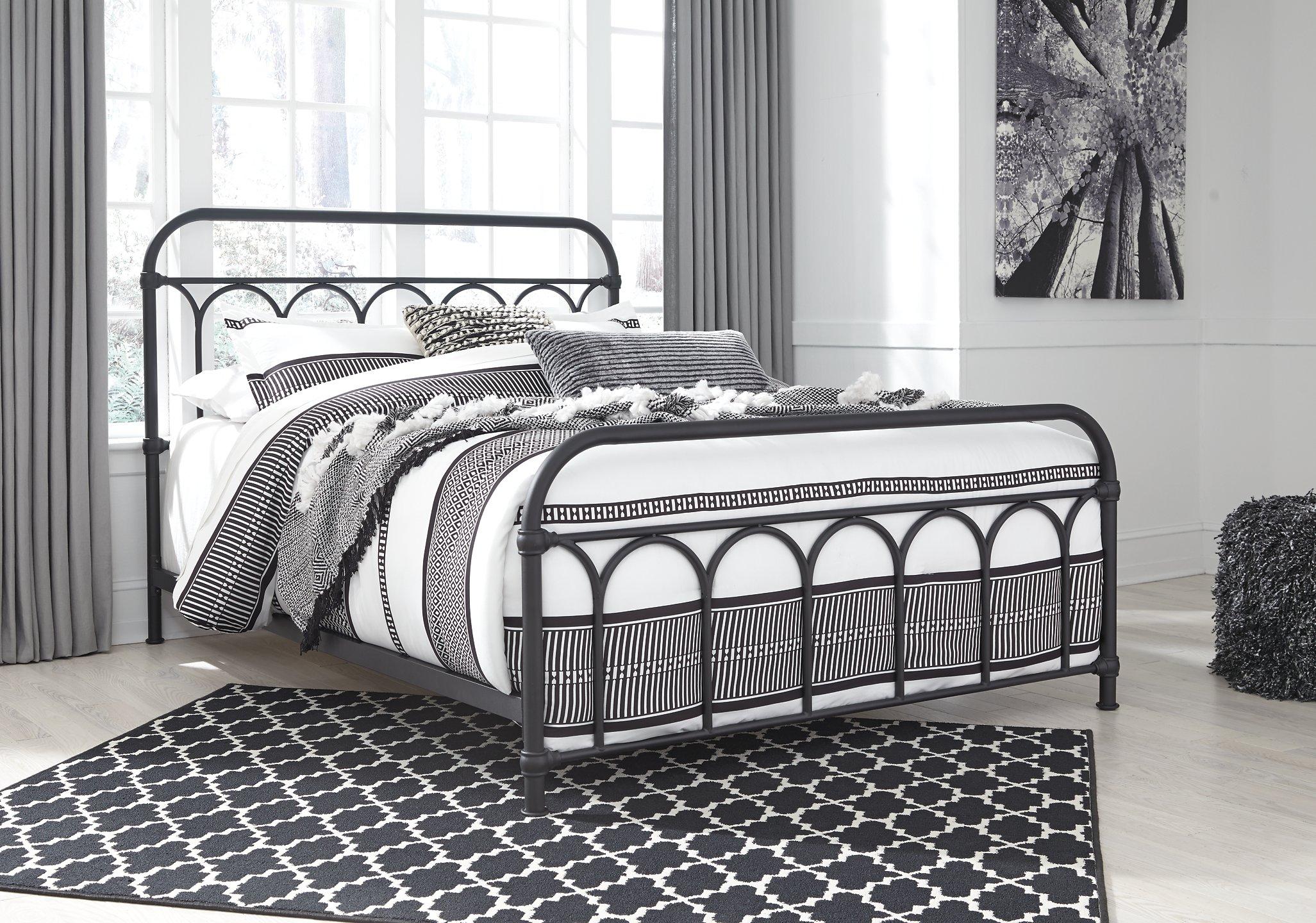 Nashburg Queen Bedroom Set - Luxury Home Furniture (MI)