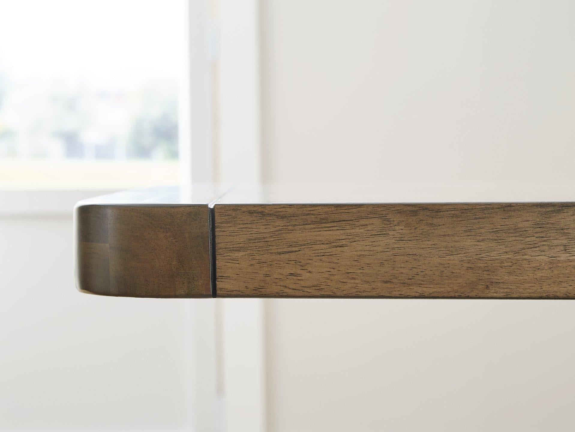 Cabalynn Dining Room Set - Luxury Home Furniture (MI)