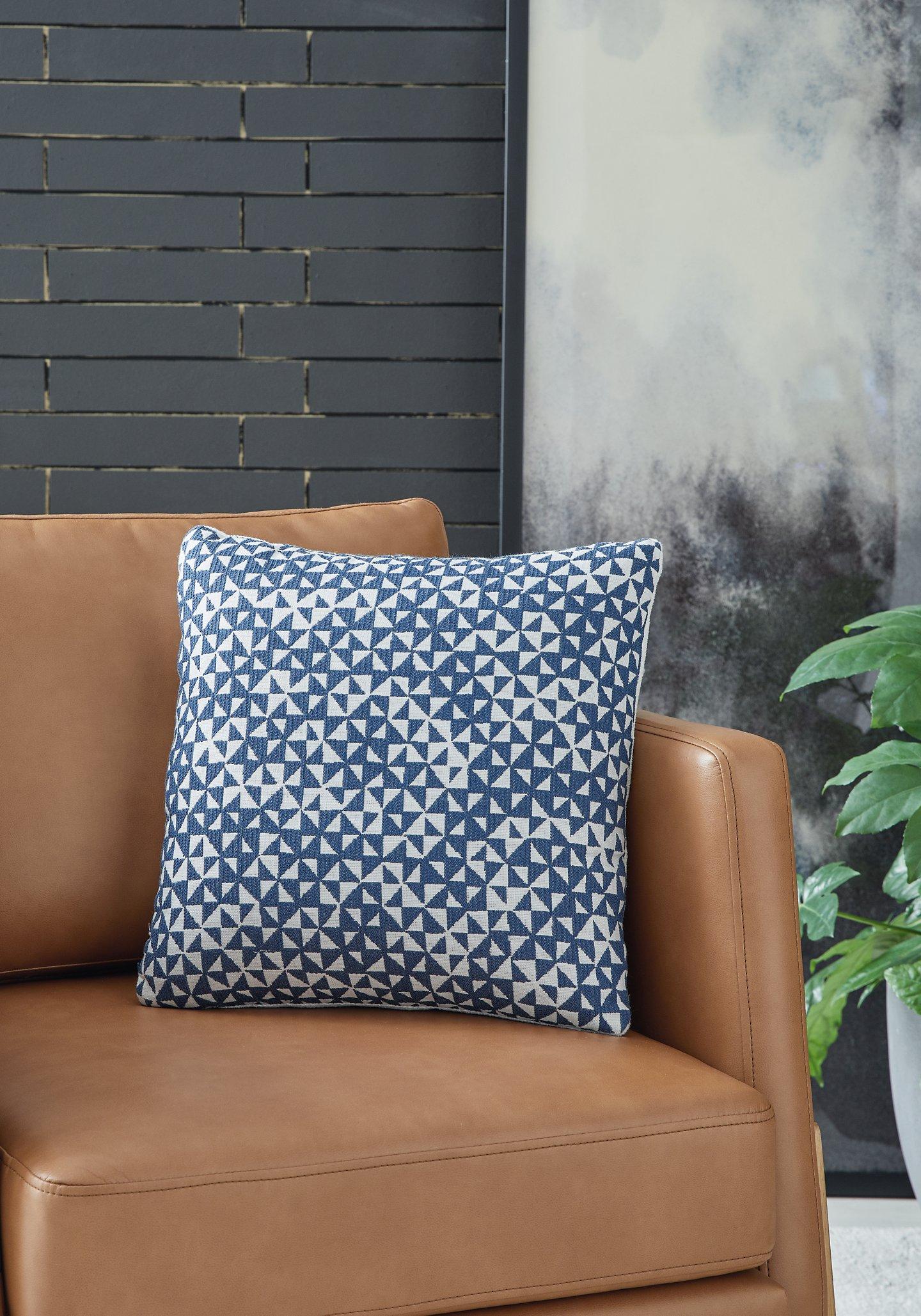 Jaycott Next-Gen Nuvella Pillow (Set of 4) - Luxury Home Furniture (MI)