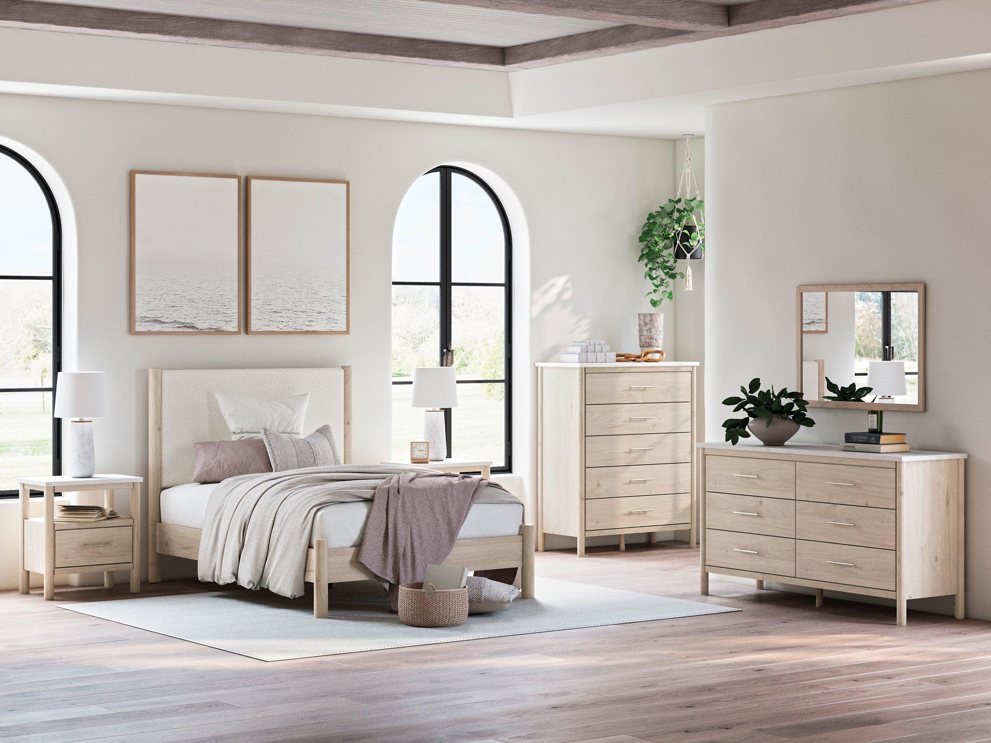 Cadmori Dresser and Mirror - Luxury Home Furniture (MI)