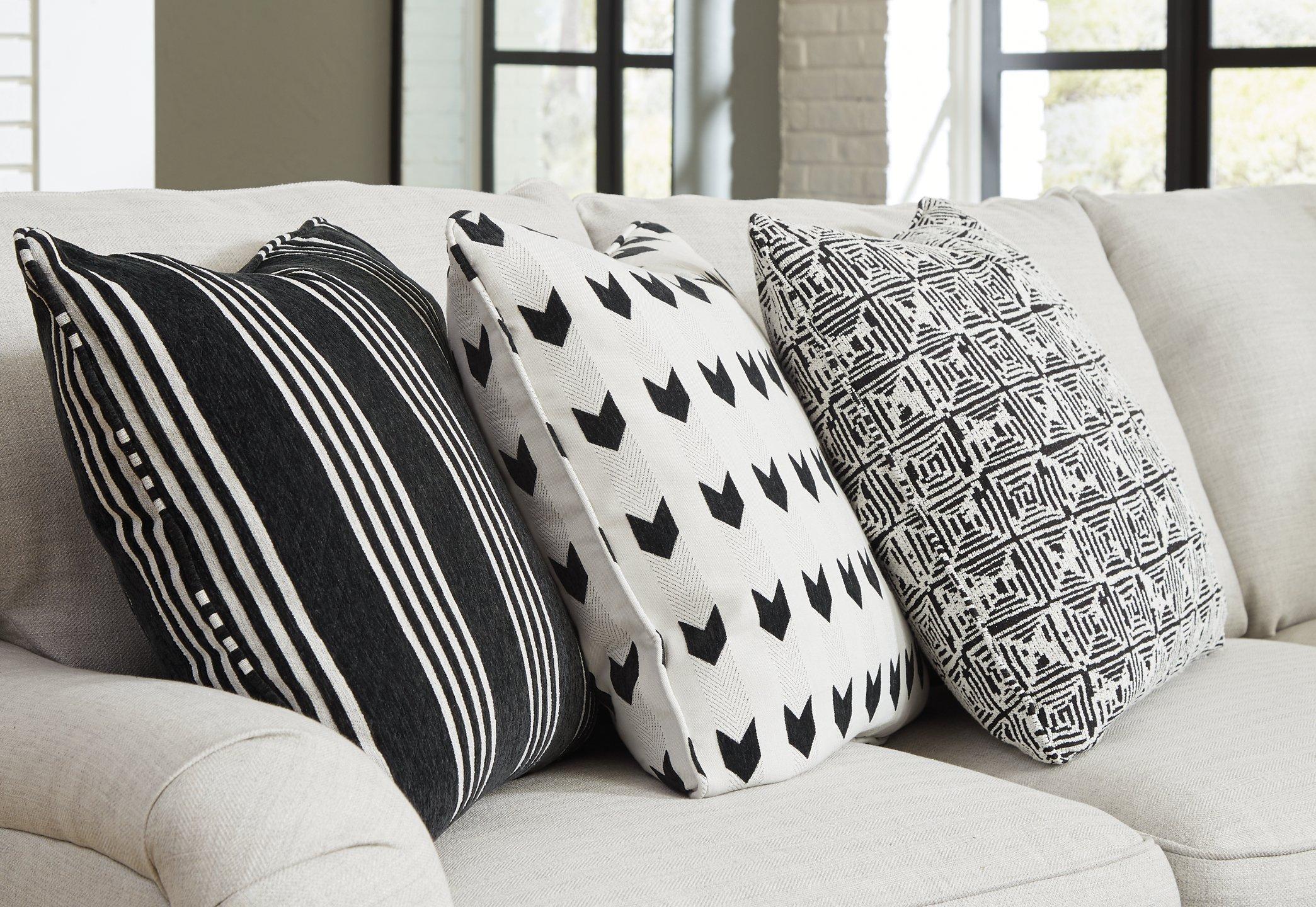 Huntsworth Sectional with Chaise - Luxury Home Furniture (MI)