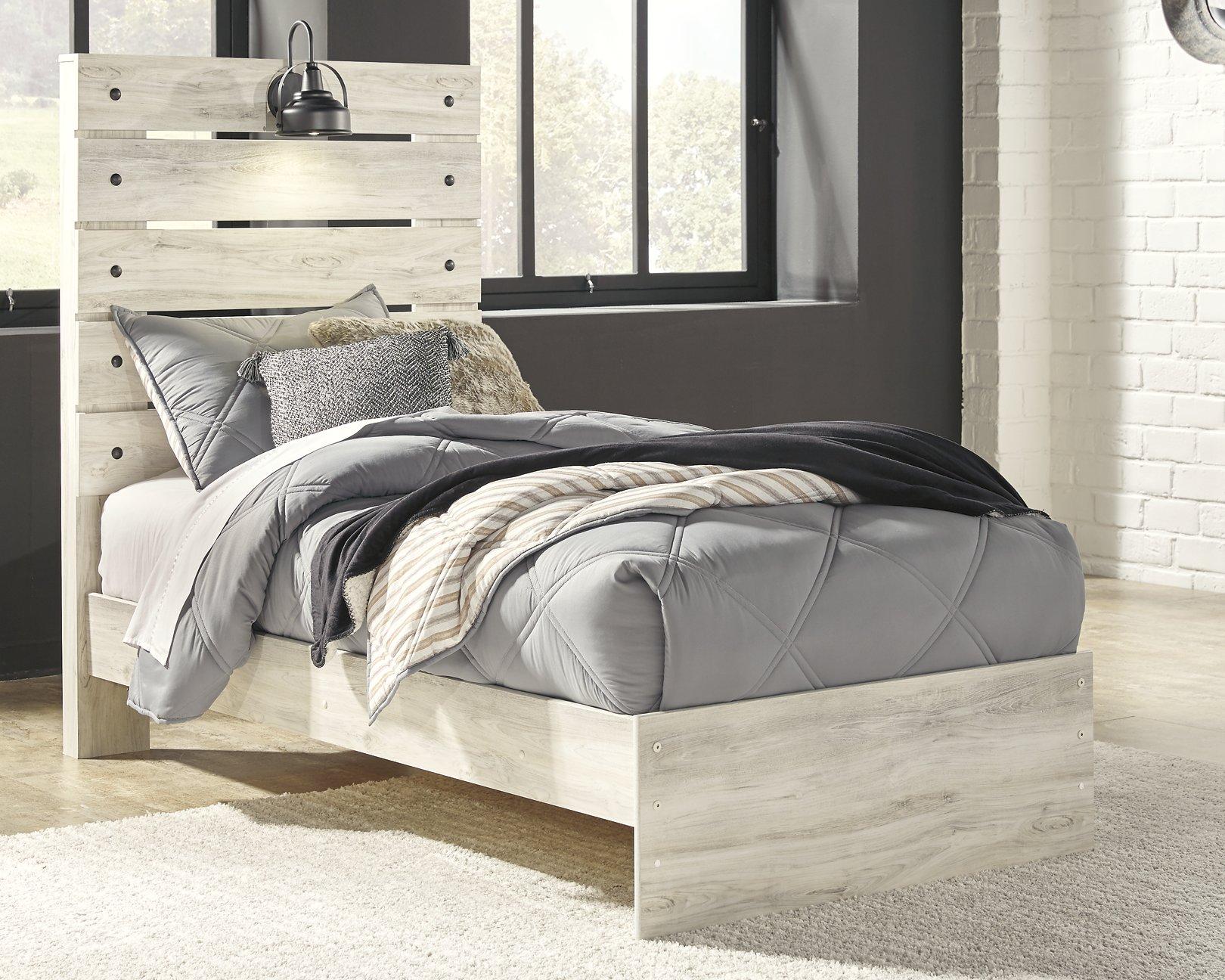 Cambeck Bed - Luxury Home Furniture (MI)