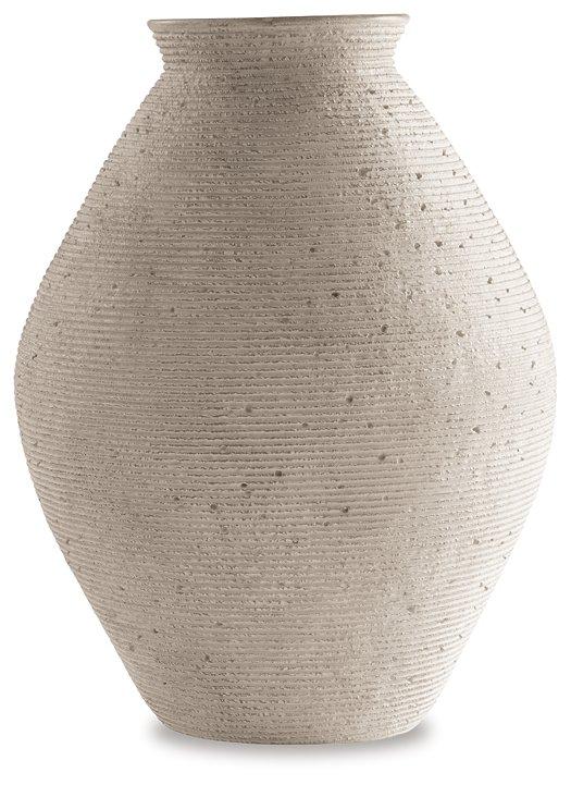 Hannela Vase - Luxury Home Furniture (MI)