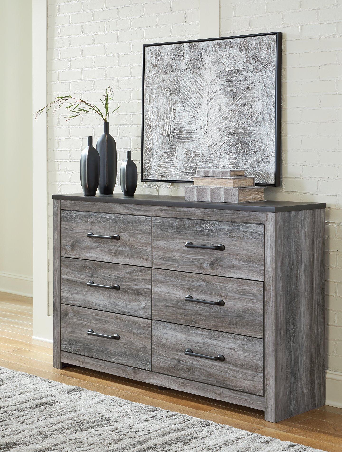 Bronyan Dresser - Luxury Home Furniture (MI)