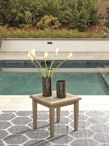 Gerianne End Table - Luxury Home Furniture (MI)