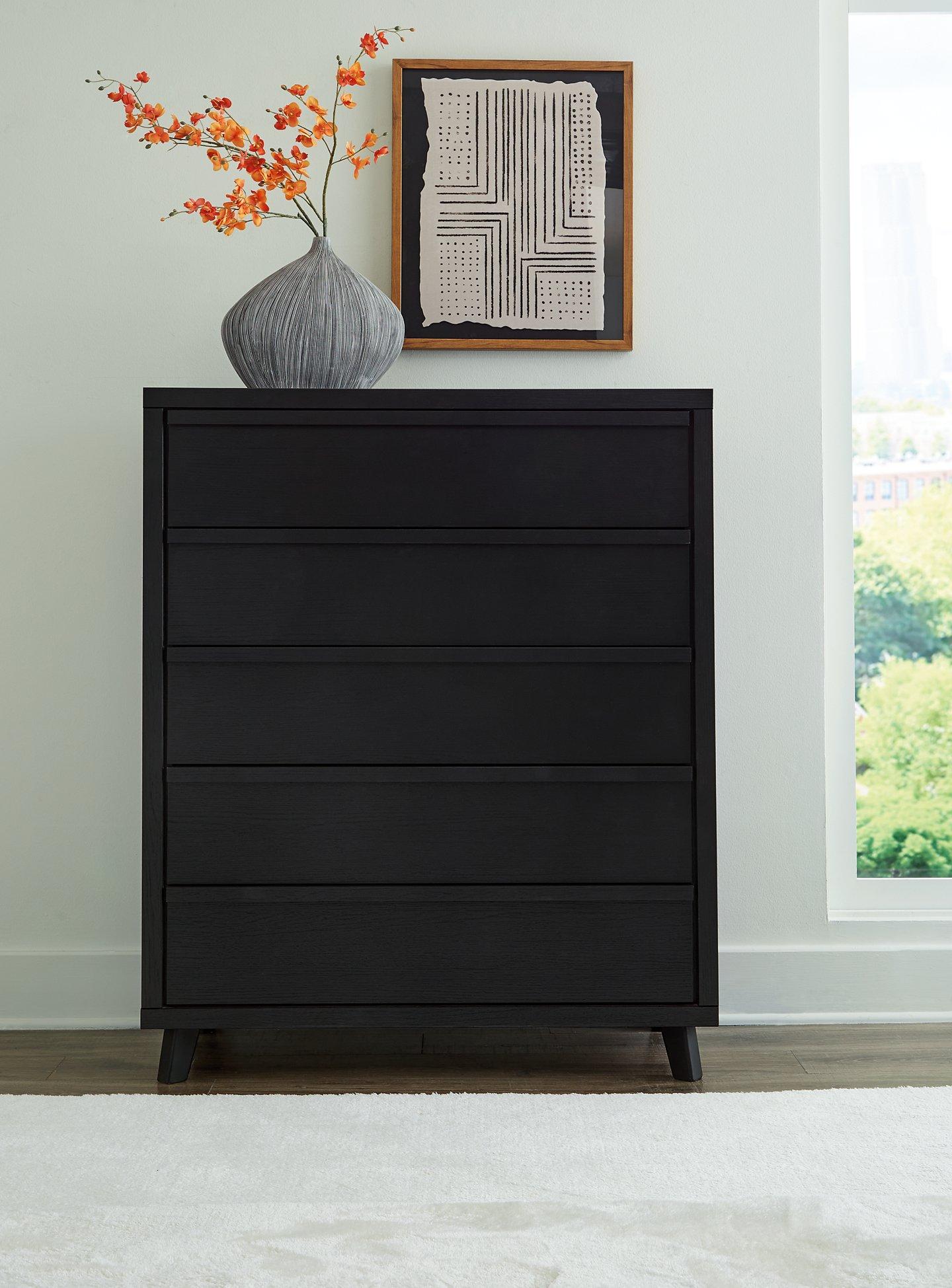 Danziar Wide Chest of Drawers - Luxury Home Furniture (MI)