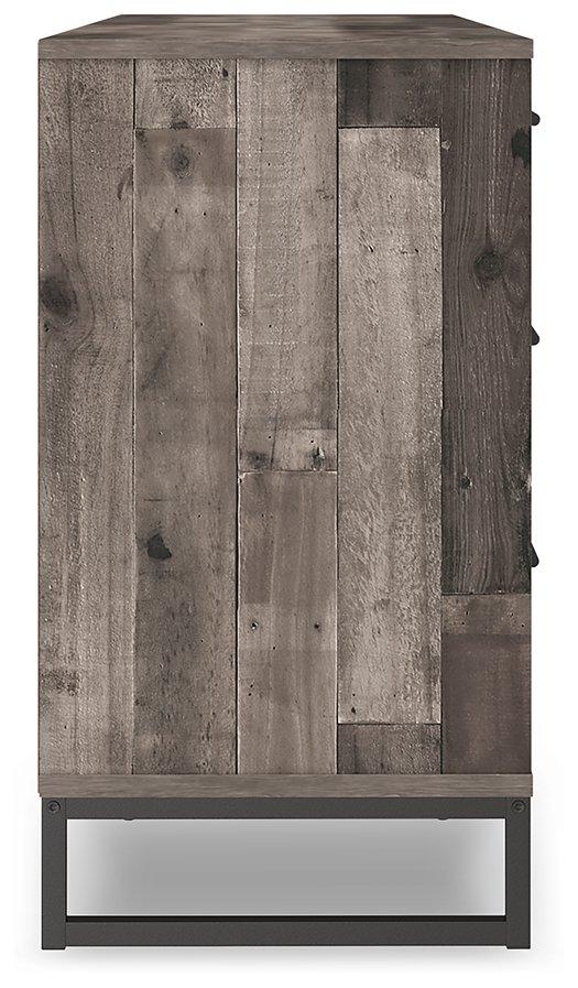 Neilsville Dresser - Luxury Home Furniture (MI)