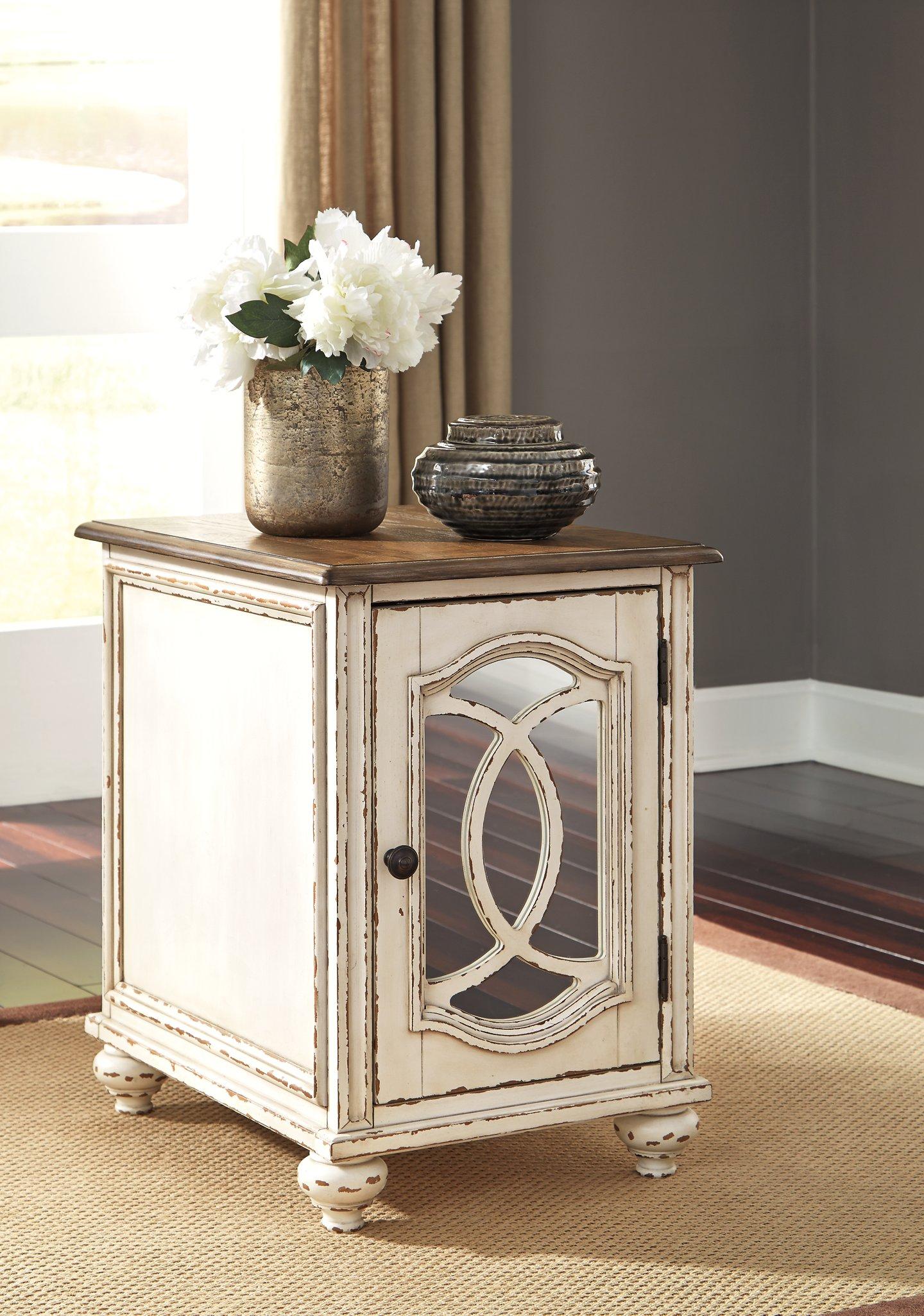 Realyn End Table Set - Luxury Home Furniture (MI)