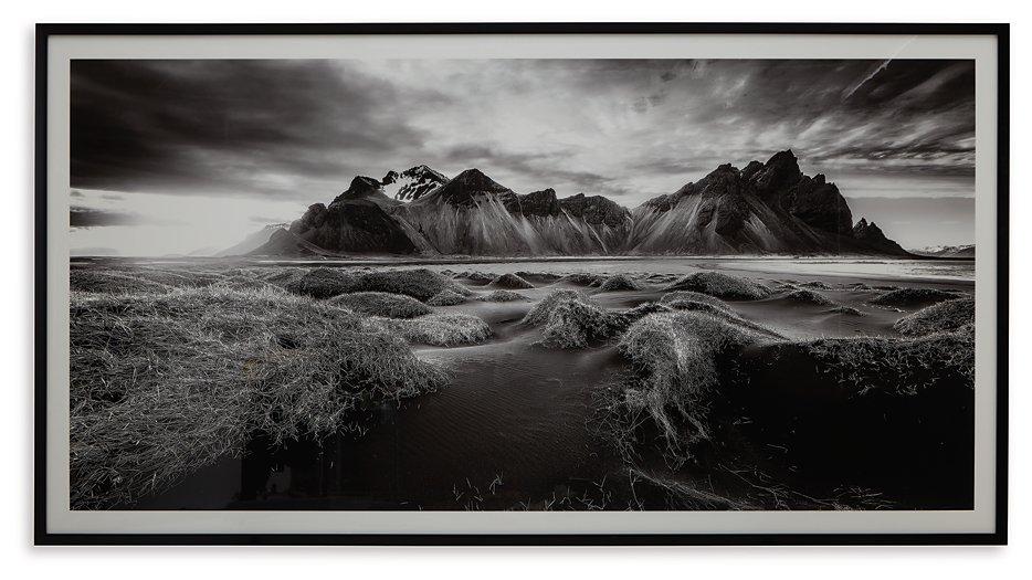 Delstone Wall Art - Luxury Home Furniture (MI)