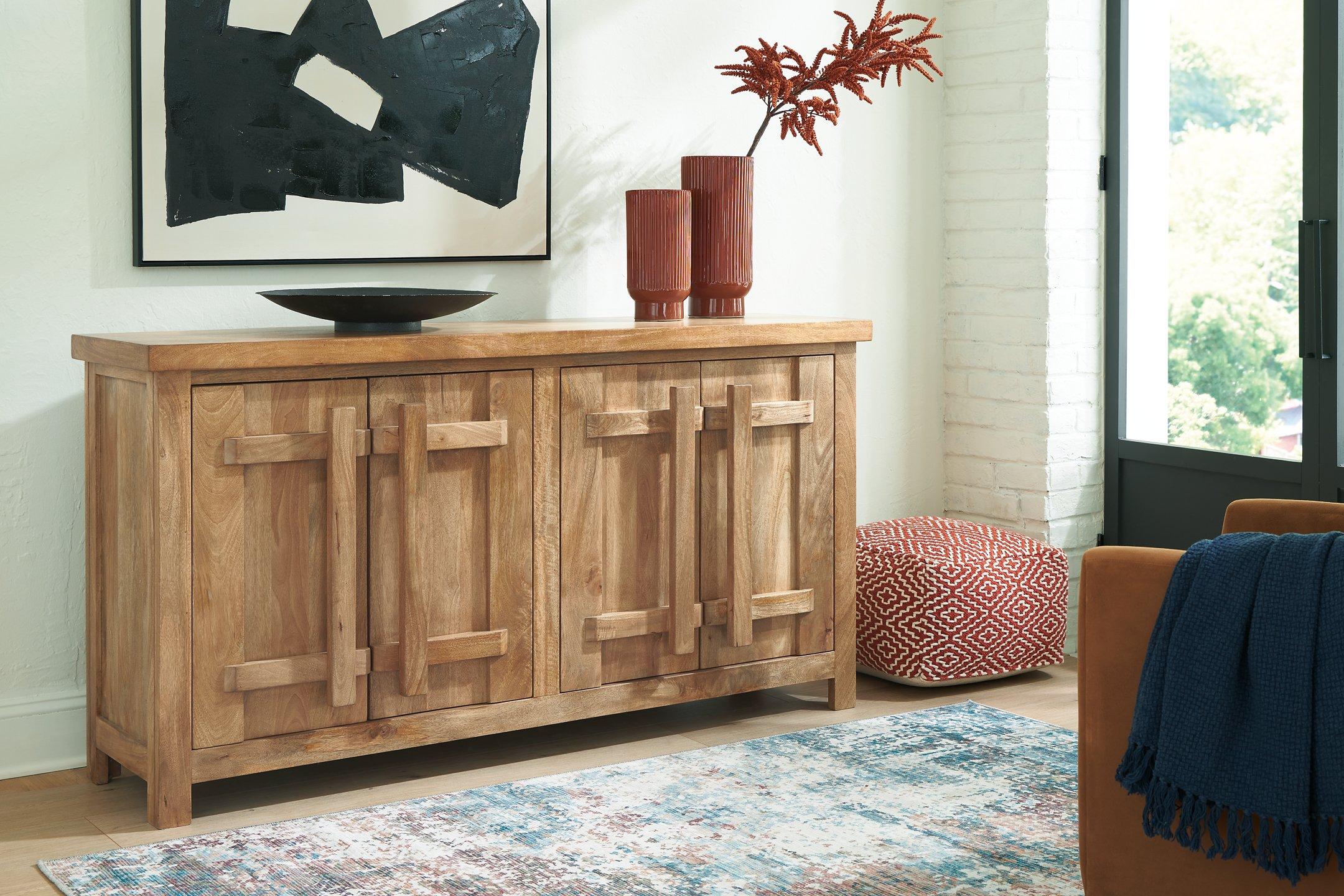 Dresor Accent Cabinet - Luxury Home Furniture (MI)