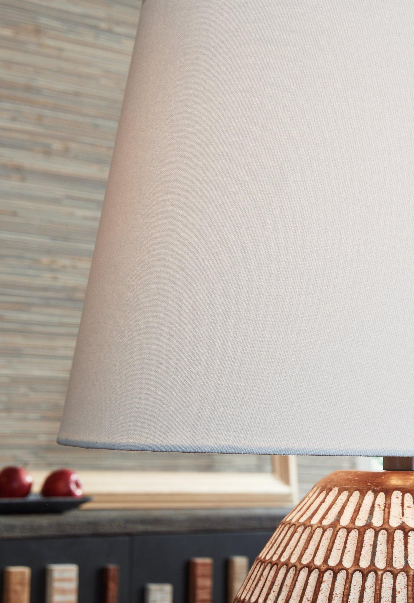 Darrich Lamp Set - Luxury Home Furniture (MI)