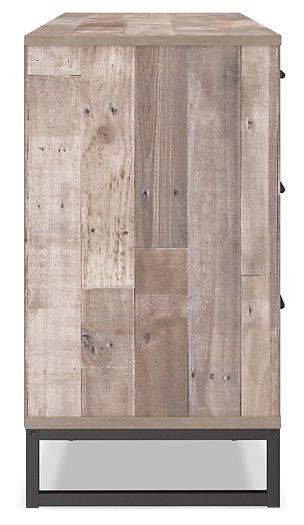 Neilsville Dresser - Luxury Home Furniture (MI)