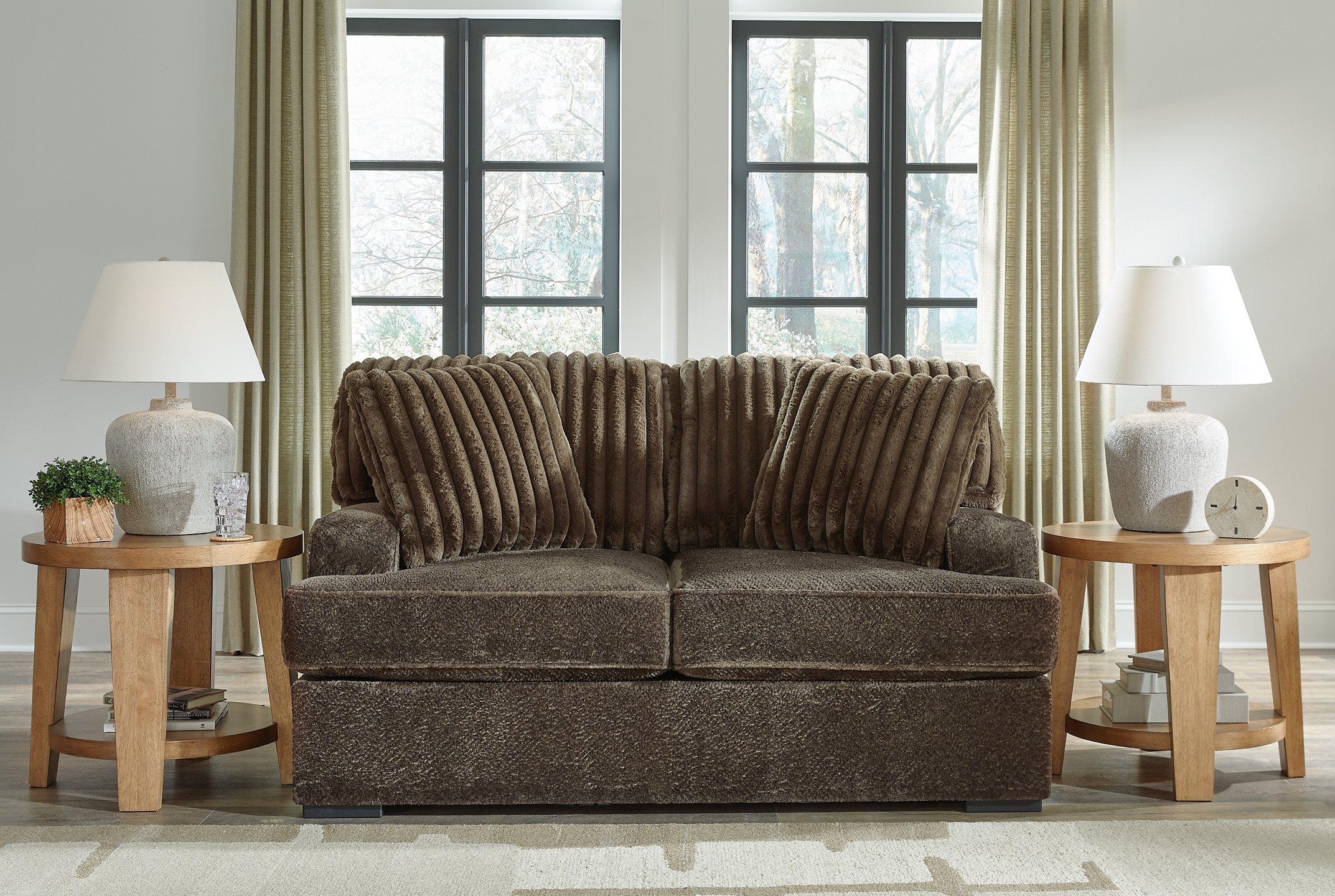 Aylesworth Loveseat - Luxury Home Furniture (MI)