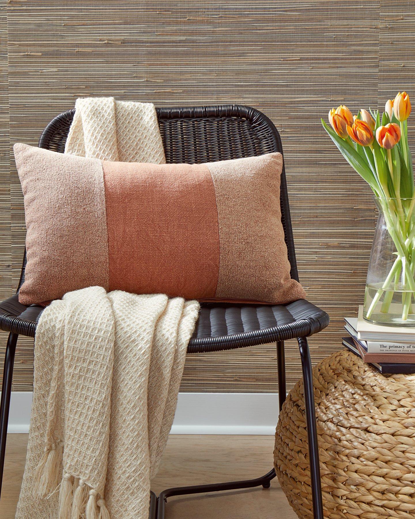 Dovinton Pillow - Luxury Home Furniture (MI)