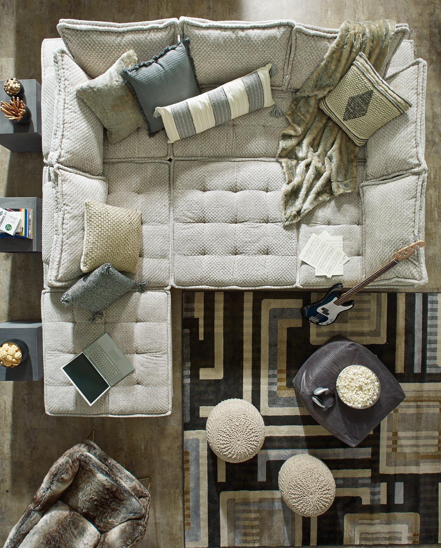 Bales Accent Chair - Luxury Home Furniture (MI)