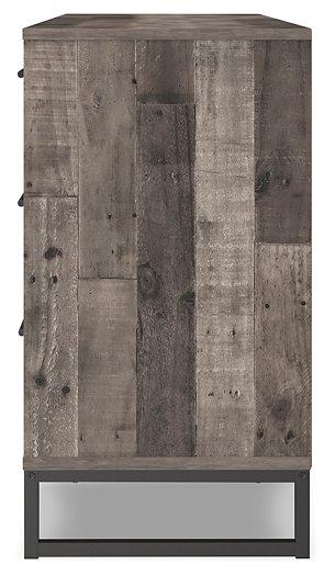 Neilsville Dresser - Luxury Home Furniture (MI)