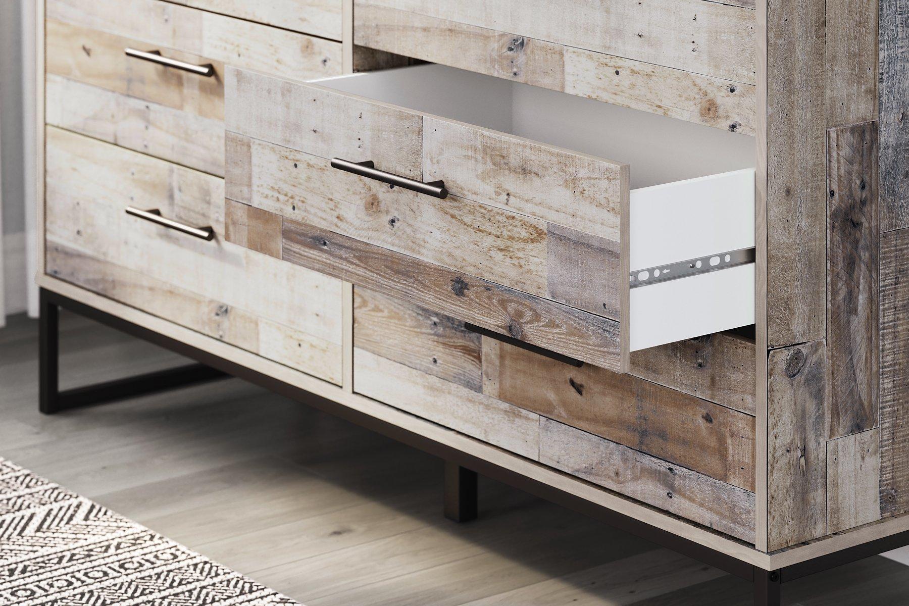 Neilsville Dresser - Luxury Home Furniture (MI)