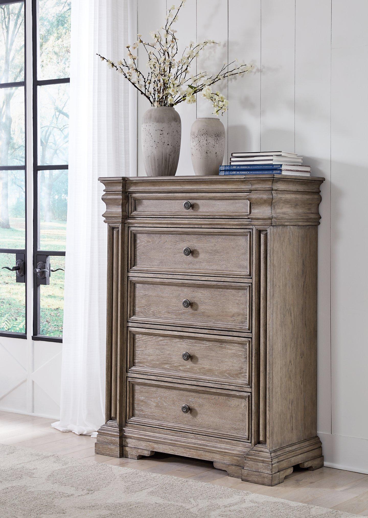 Blairhurst Chest of Drawers - Luxury Home Furniture (MI)