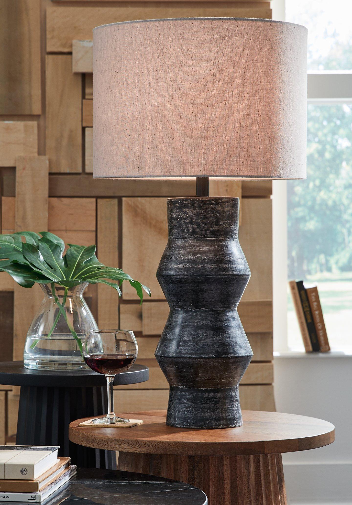 Kerbert Lamp Set - Luxury Home Furniture (MI)