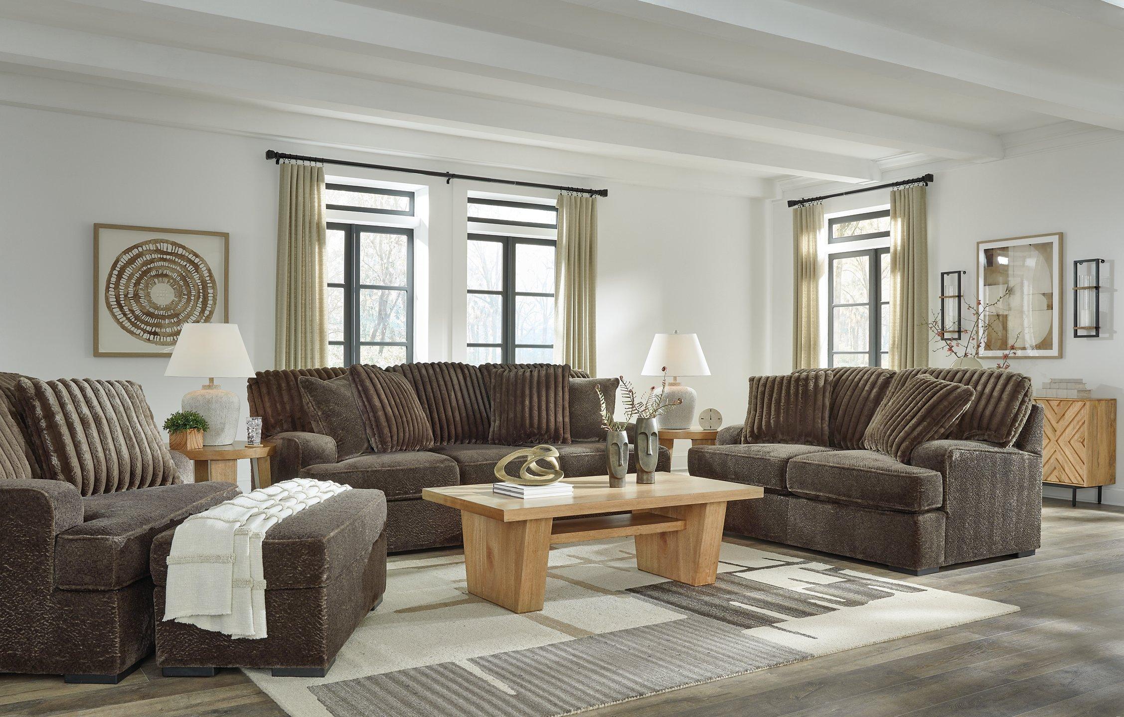 Aylesworth Upholstery Package - Luxury Home Furniture (MI)