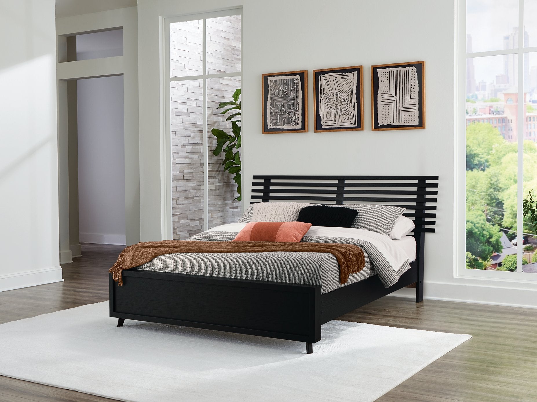 Danziar Slat Bed - Luxury Home Furniture (MI)