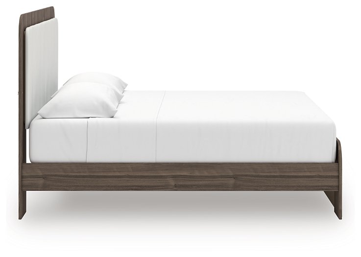 Kendanport Upholstered Bed - Luxury Home Furniture (MI)