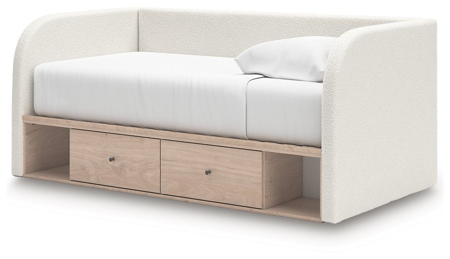 Arloster Upholstered Bed - Luxury Home Furniture (MI)