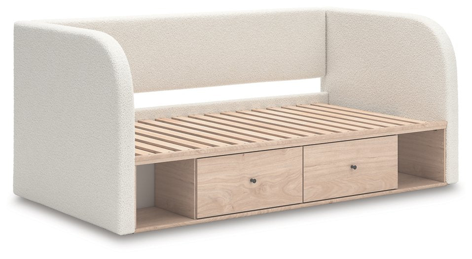 Arloster Upholstered Bed - Luxury Home Furniture (MI)