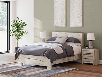 Lawroy Bed - Luxury Home Furniture (MI)