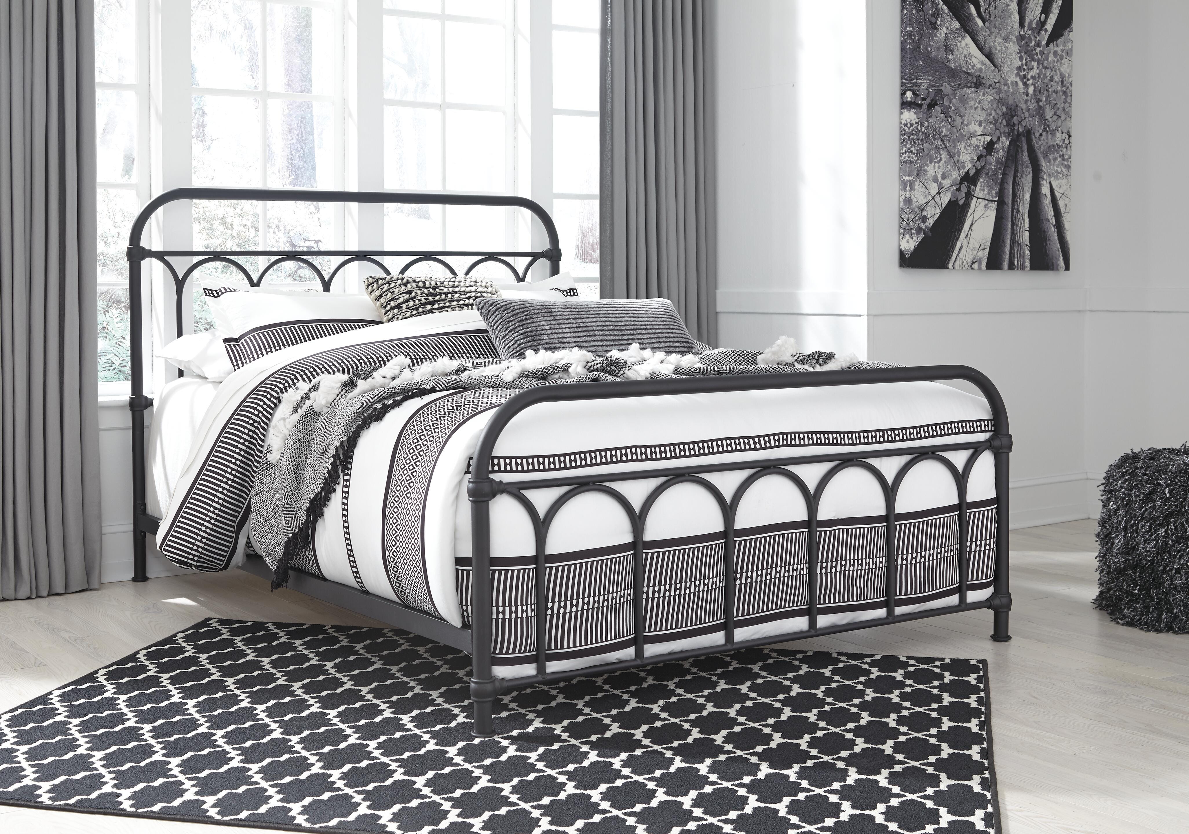 Nashburg Queen Bedroom Set - Luxury Home Furniture (MI)