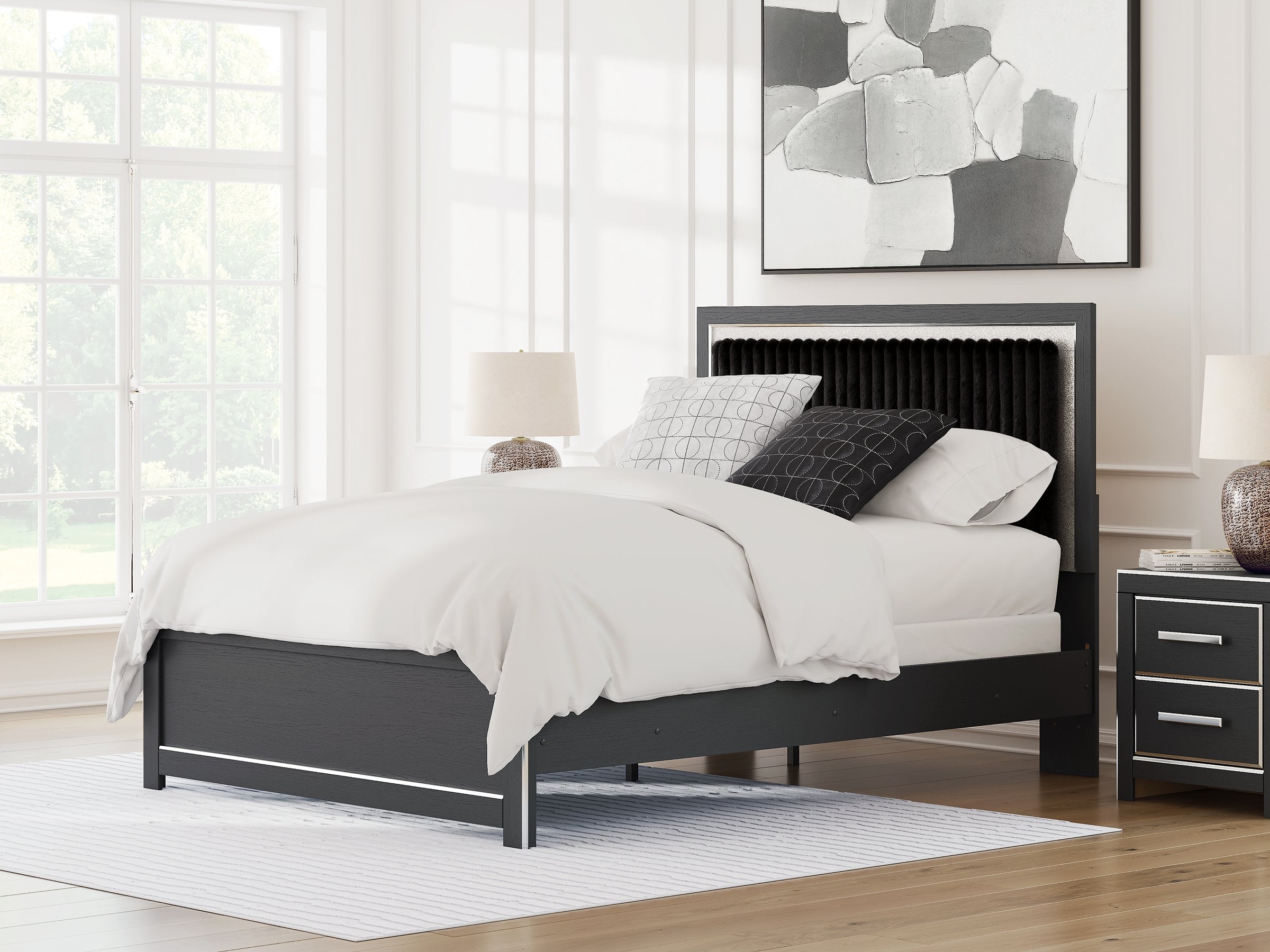 Zuraleus Bed - Luxury Home Furniture (MI)