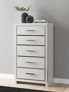 Zuraleus Chest of Drawers - Luxury Home Furniture (MI)