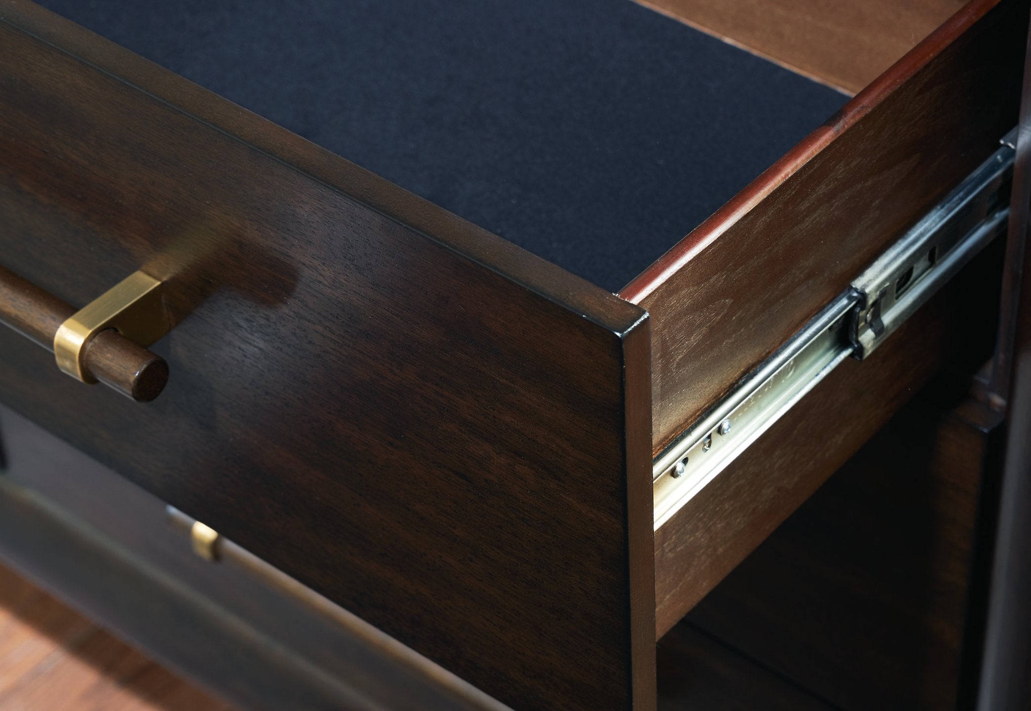 Dantenton Dresser and Mirror - Luxury Home Furniture (MI)